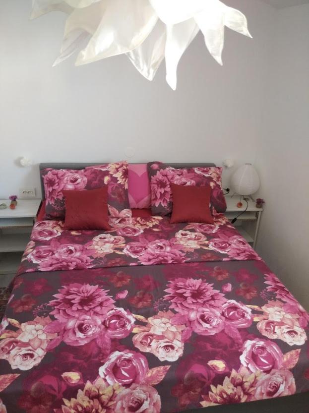 Dandy Apartment Povljana Bagian luar foto